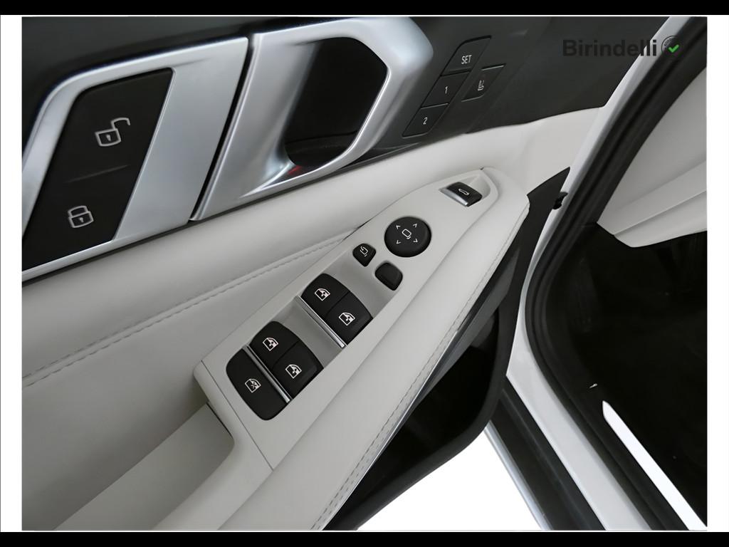 BMW X5 (G05/F95) - X5 xDrive30d xLine