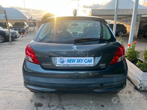 Peugeot 207 1.4 vti 95cv- 2010