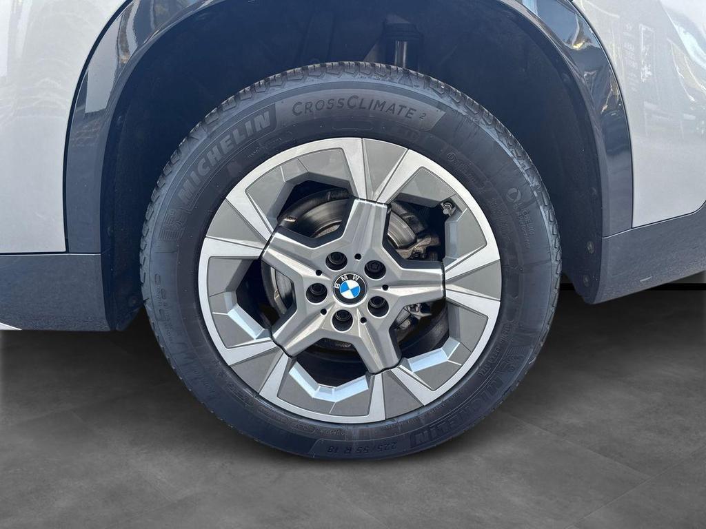 BMW X1 18 d xLine sDrive DCT