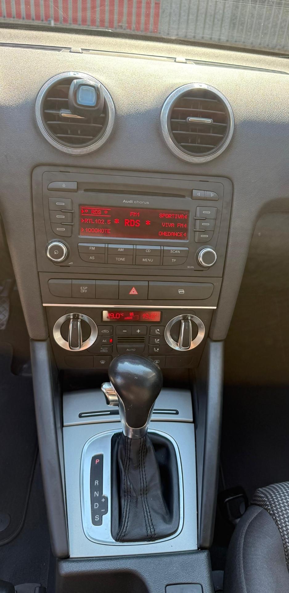 Audi A3 1.6 S-tronic Adatta a Neopatentati