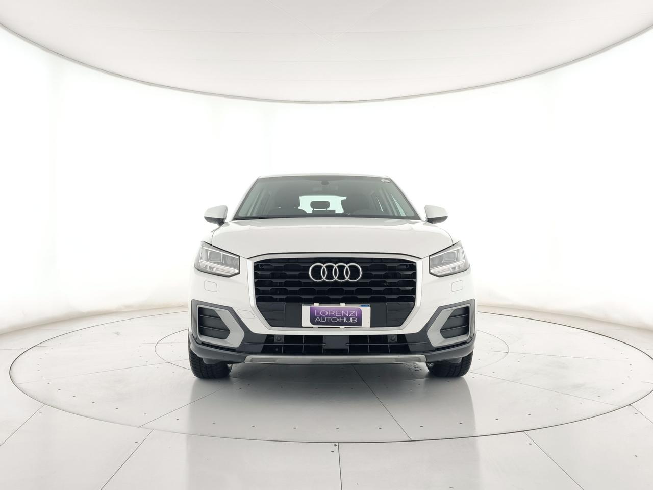 AUDI Q2 35 1.5 tfsi Business Design LED+C17"