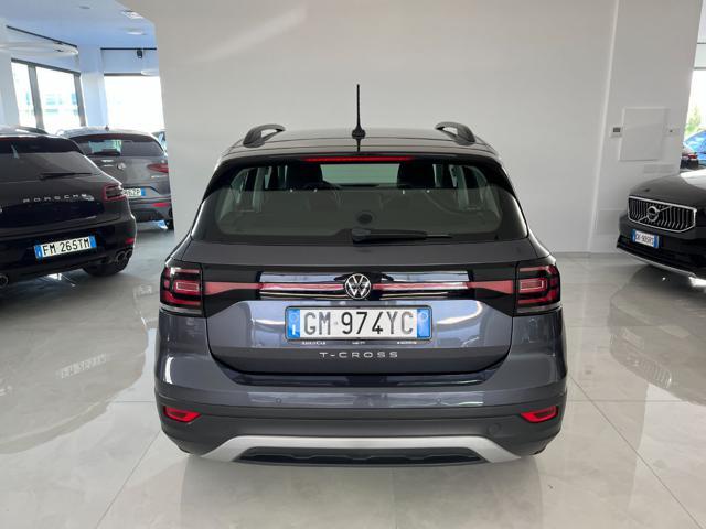 VOLKSWAGEN T-Cross 1.0 TSI Life 5 speed 4 doors