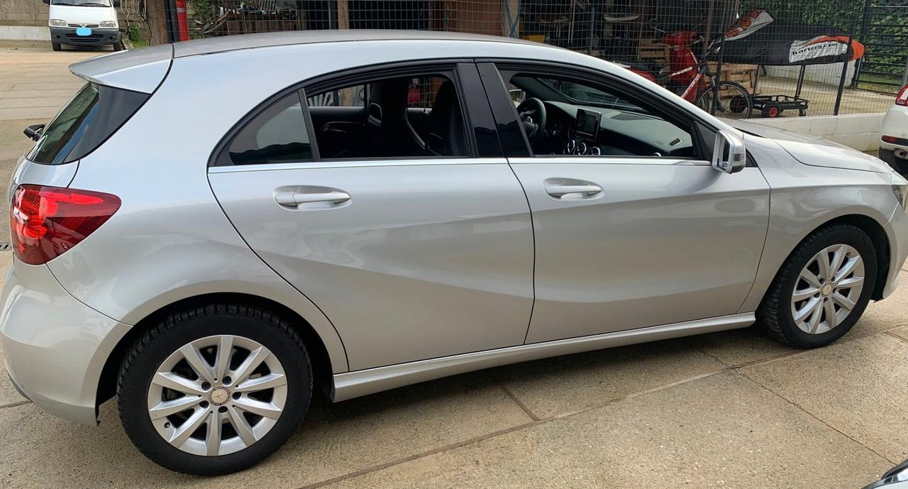 Mercedes-benz A 220 d Automatic Business