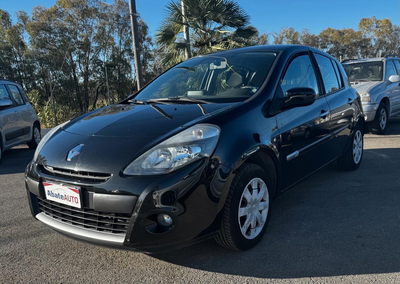 Renault Clio 1.2 16V 5 porte Luxe