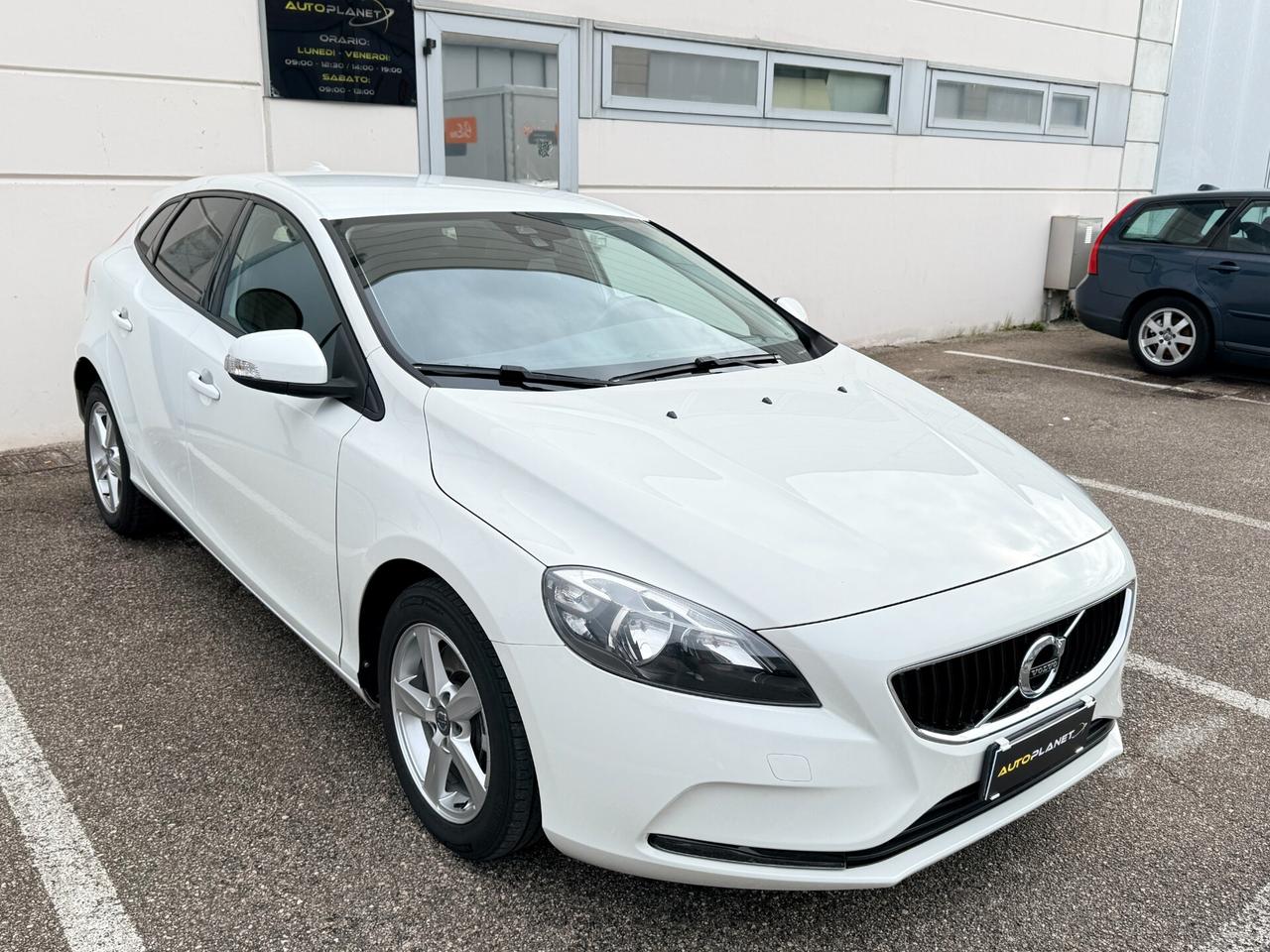 Volvo V40 D2 Geartronic Kinetic