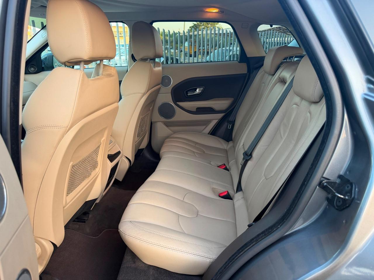Land Rover Range Evoque 2.2 TD4 5p. Dynamic