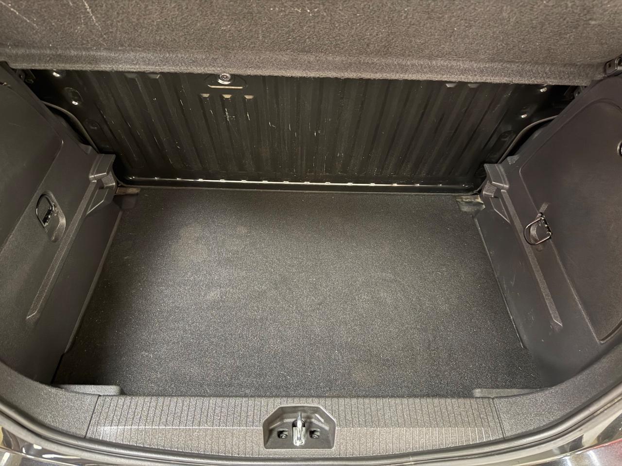Opel Corsa 1.4 90CV GPL 5 porte Cosmo LED BLUETOOTH CRUISE