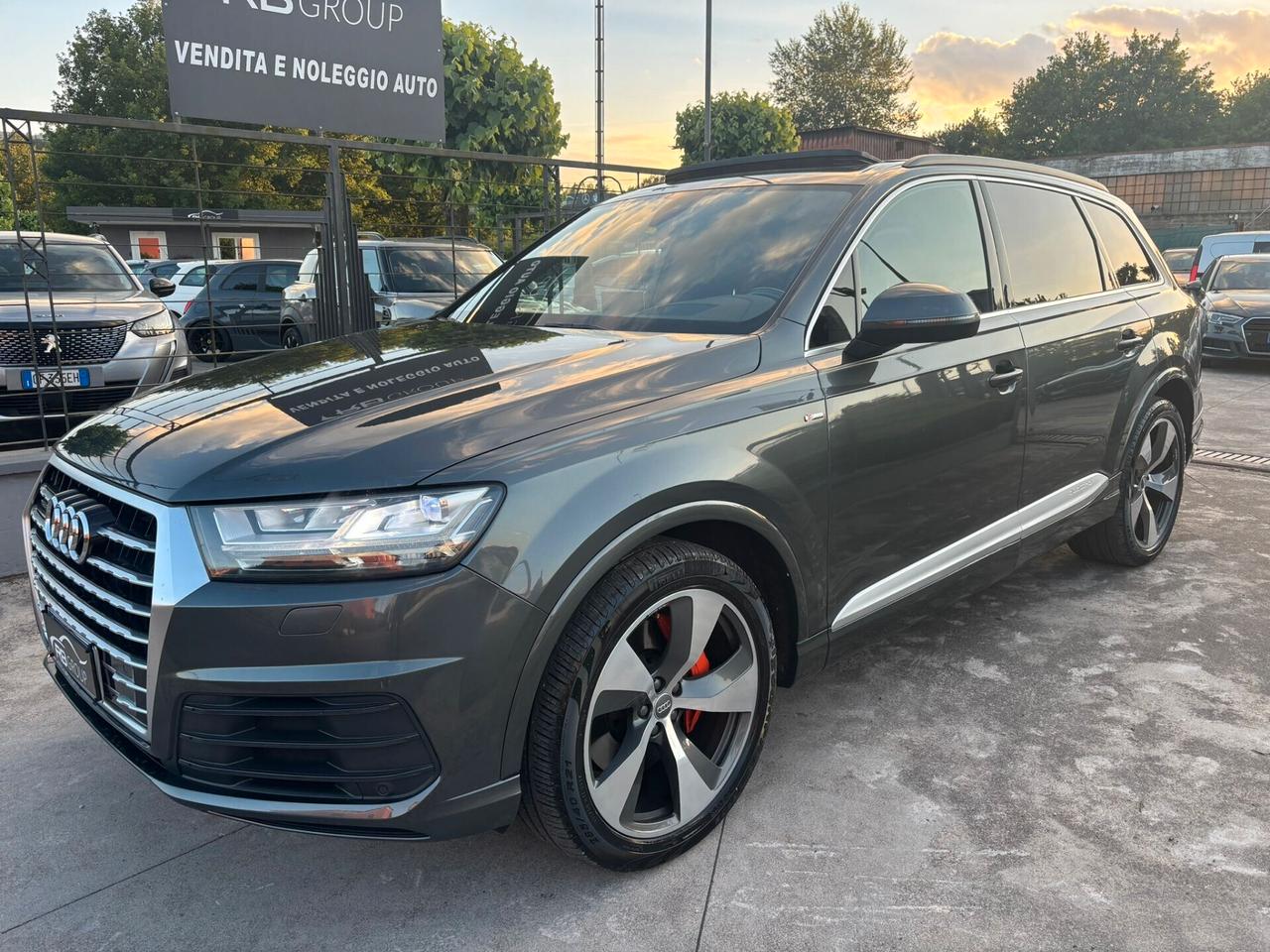 Audi Q7 3.0 TDI 272 CV quattro tiptronic "S LINE PLUS" 7 POSTI