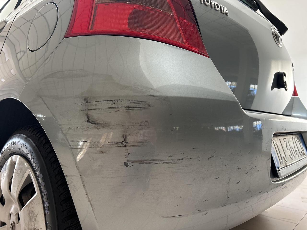 Toyota Yaris 5p 1.0 Sol