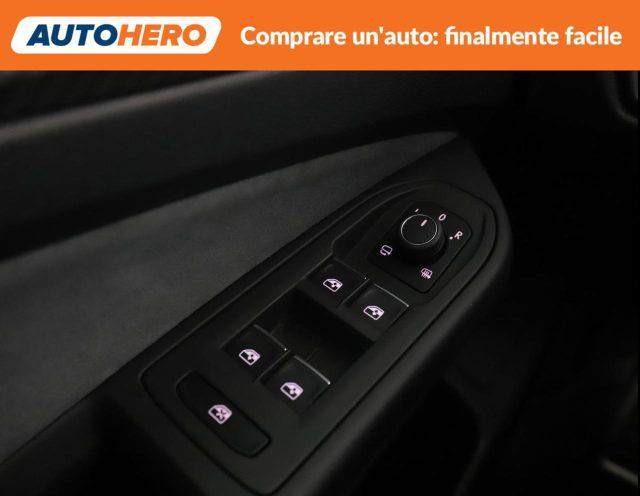 VOLKSWAGEN Golf 1.5 eTSI 150 CV EVO ACT DSG R-Line