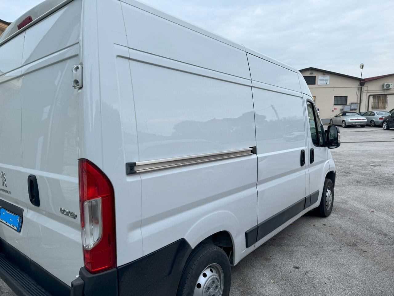 Peugeot Boxer 330 2.2 BlueHDi 140 S&S PM-TN Furgone