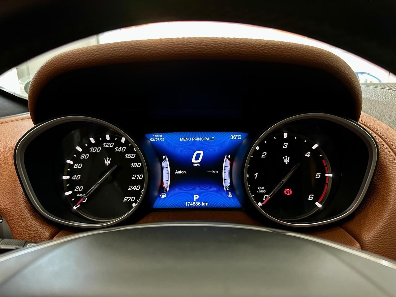 Maserati Levante 3.0 V6 Granlusso 250cv Q4 *tetto*