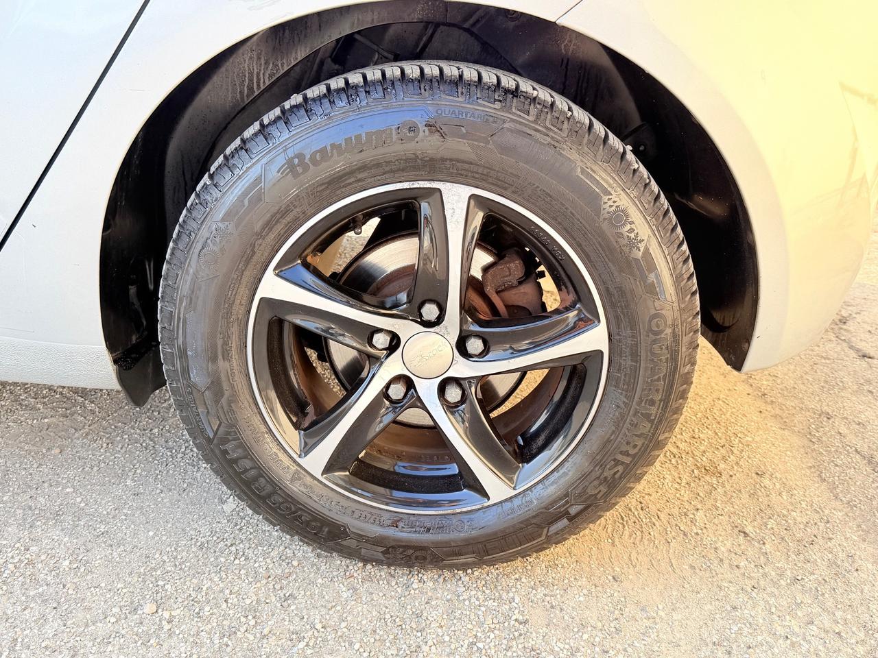 Hyundai iX20 1.4 CRDI 90 CV Style 2013 Neopatentati