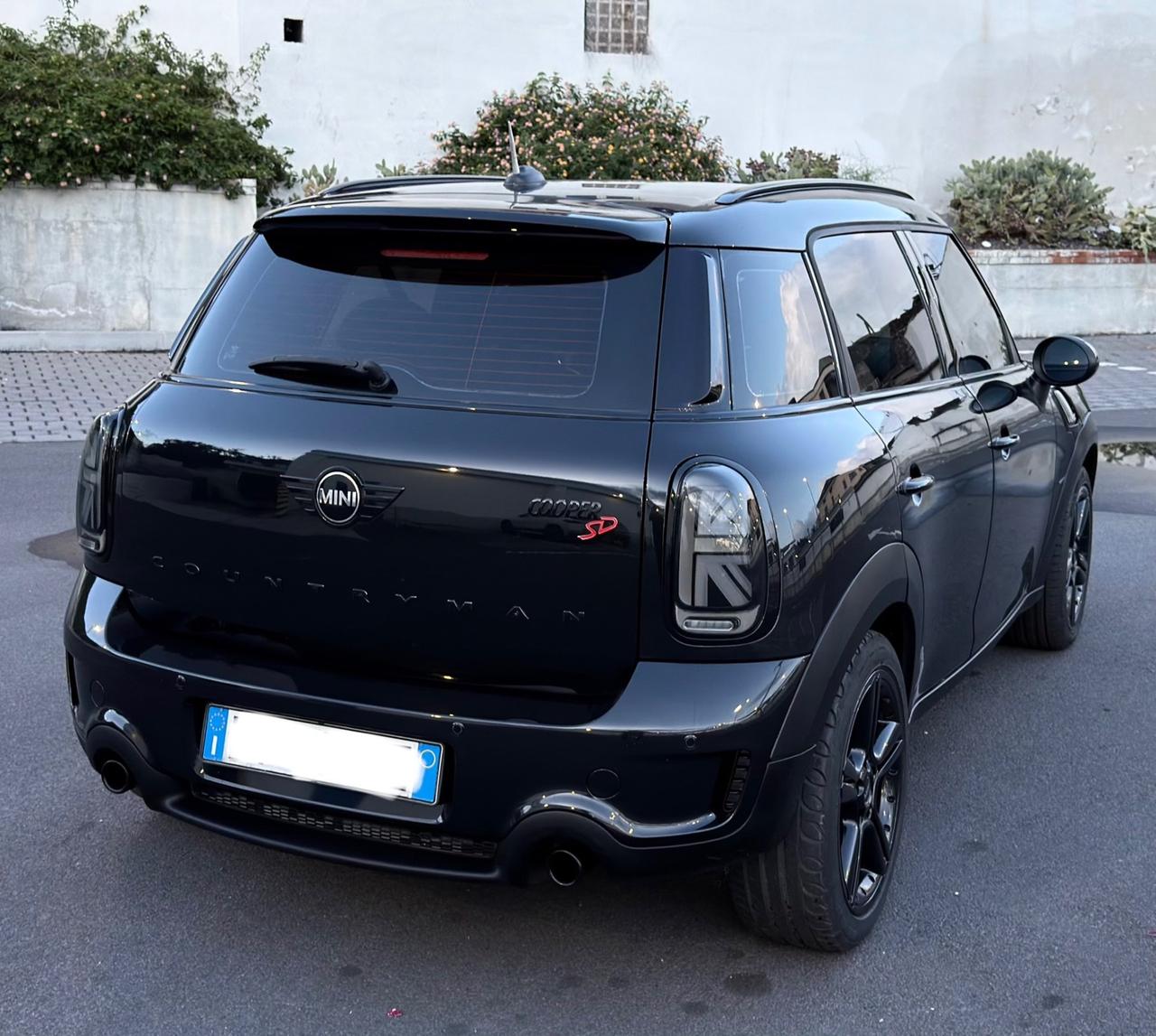 MINI COUNTRYMAN 2.0 SD 143CV FULL DA VETRINA