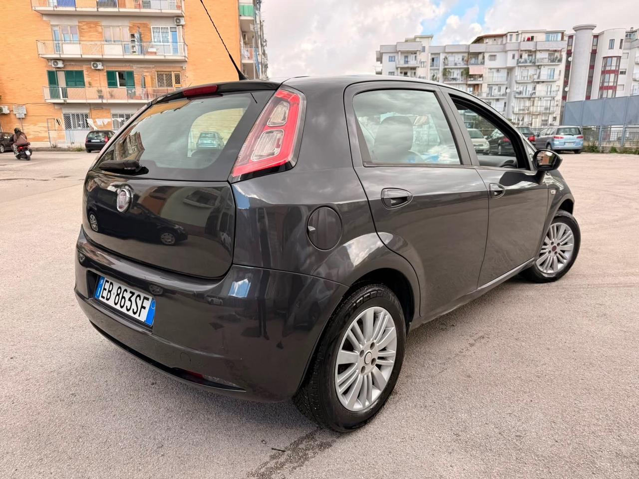 Fiat Punto Evo 1.4 5 porte Emotion GPL