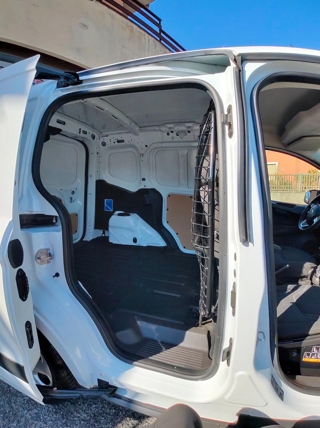 Ford Transit Courier 1.0 benz. 6 marce unipro