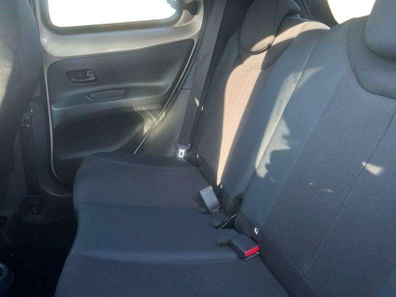 Toyota Aygo X 1.0B (72 CV) Lounge