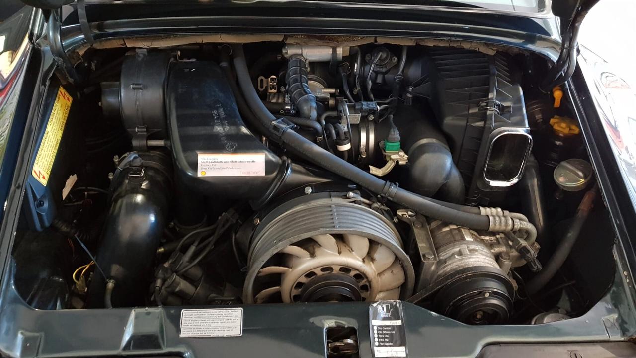 Porsche 911 993 Carrera 2 Book service Italia Asi Oro