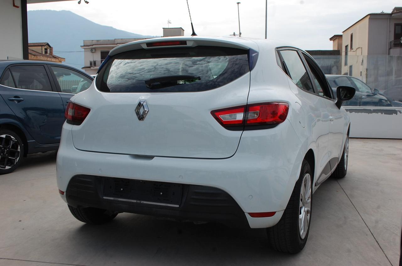 Renault Clio 0.9 TCE energy Zen Gpl 90CV Uff Italy Navi USB