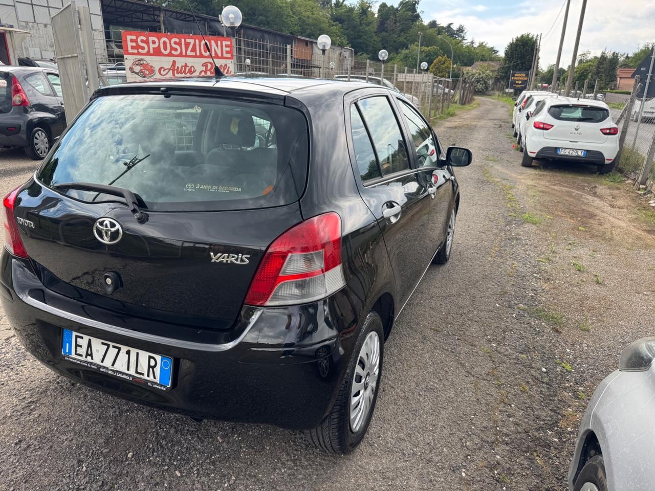 Toyota Yaris 1.3 5 porte Sol NEOPATENTATI