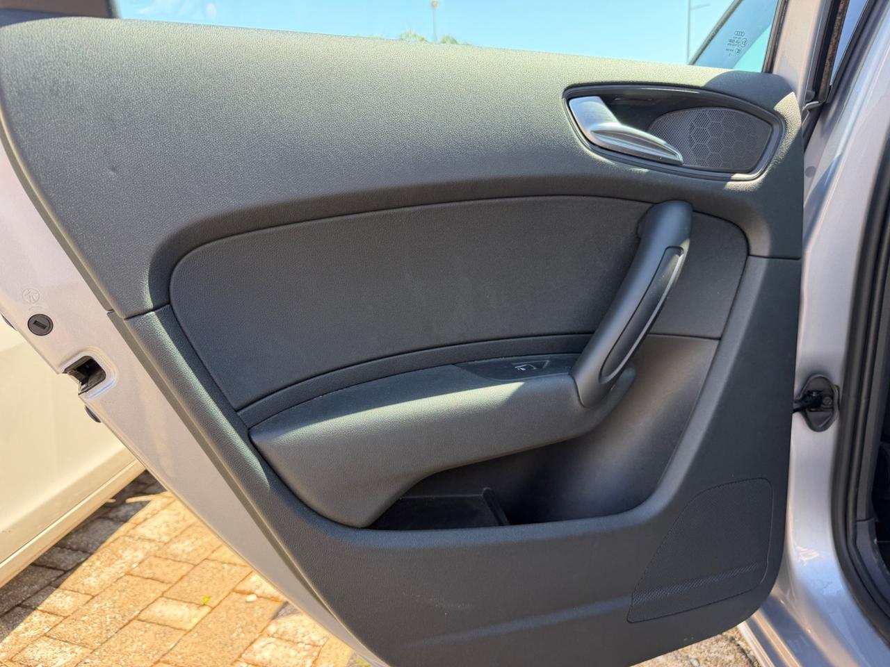 Audi A1 SPB 1.6 TDI 116 CV Metal plus