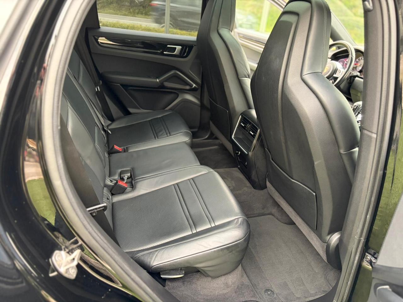 Porsche Cayenne Coupé 3.0 V6