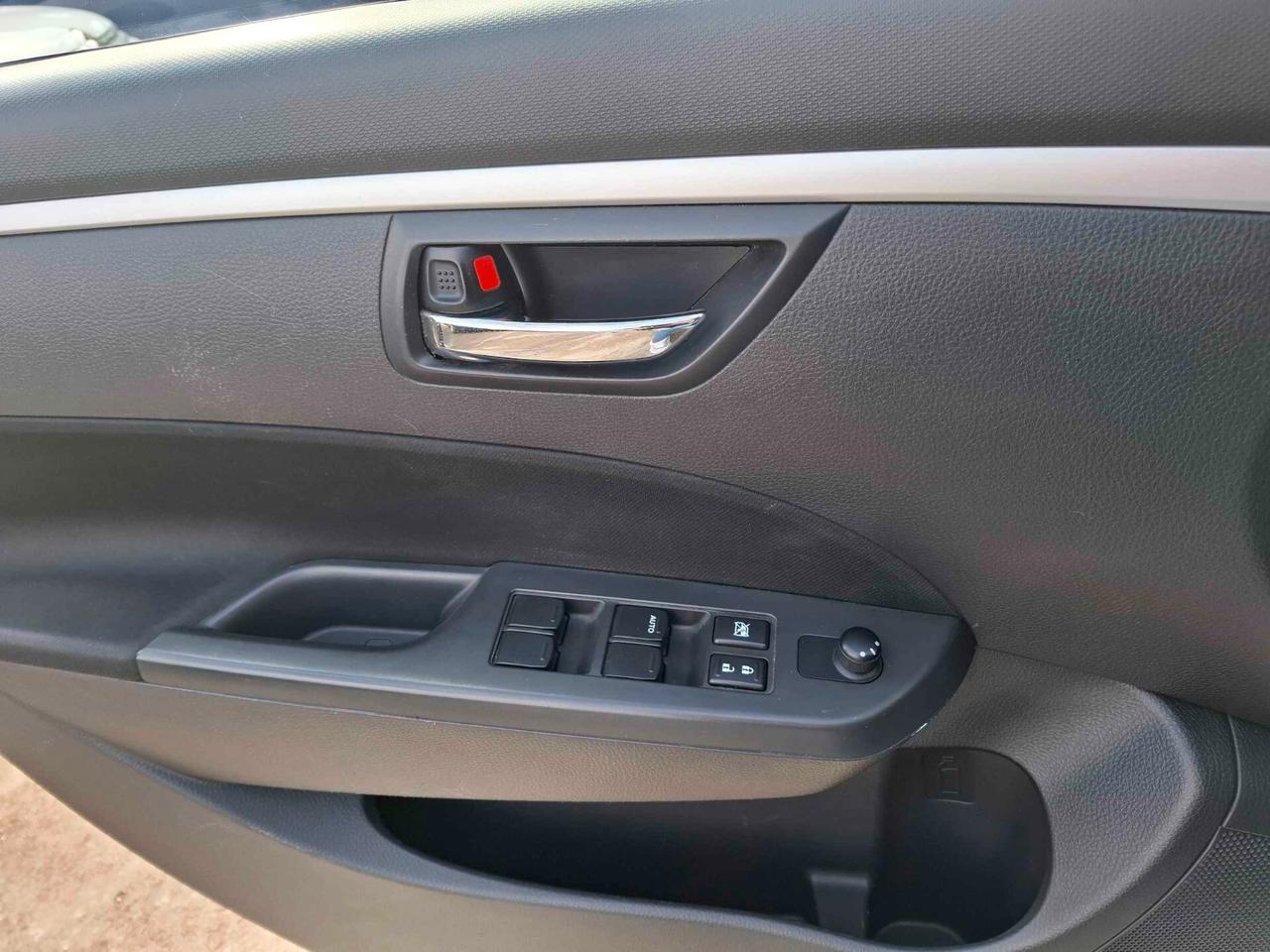 Suzuki Swift 1.3 DDiS 5 porte - 2012