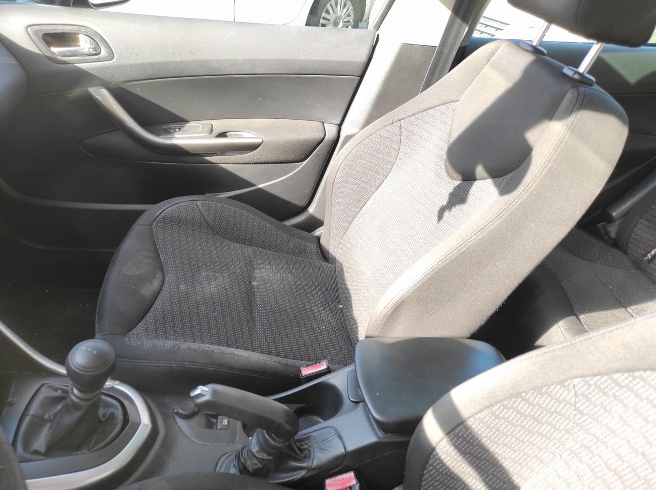 Peugeot 308 2011 1.6 HDI 110CV TETTO LEGA