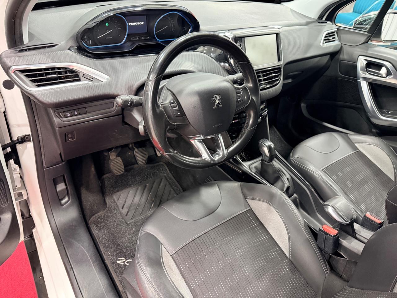 Peugeot 2008 OK NEOPATENTATI