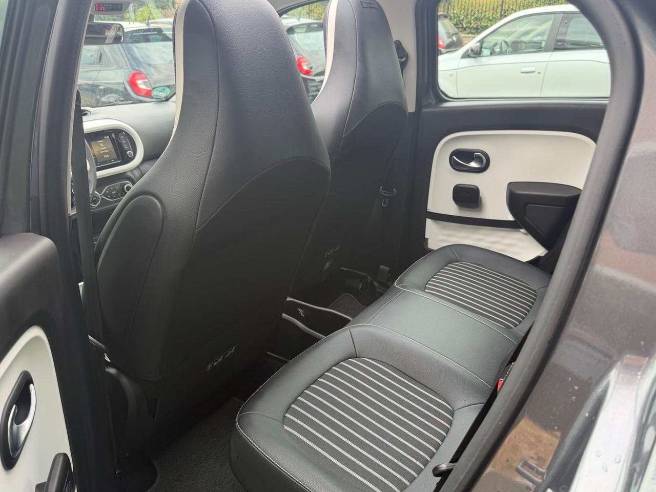 Renault Twingo TCe 95 CV EDC Intens