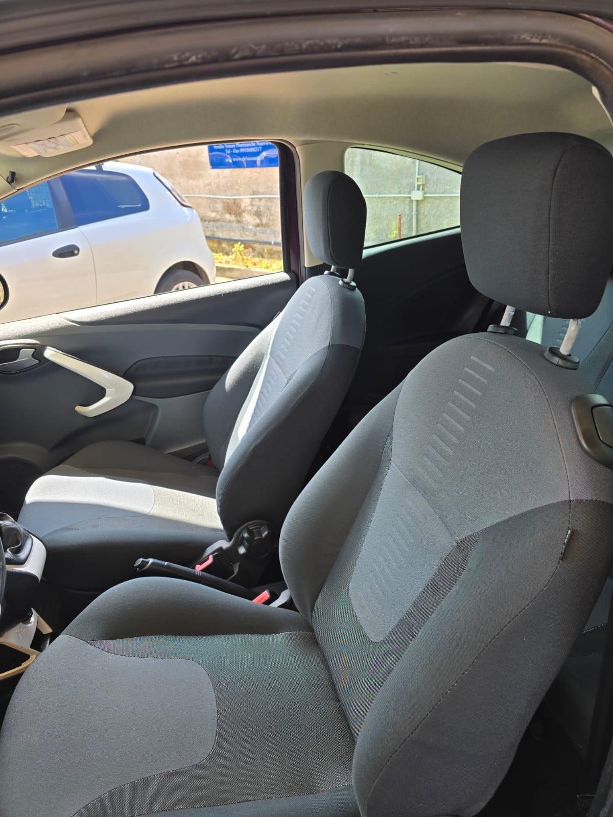 Ford Ka Ka+ 1.2 8V 69CV Titanium