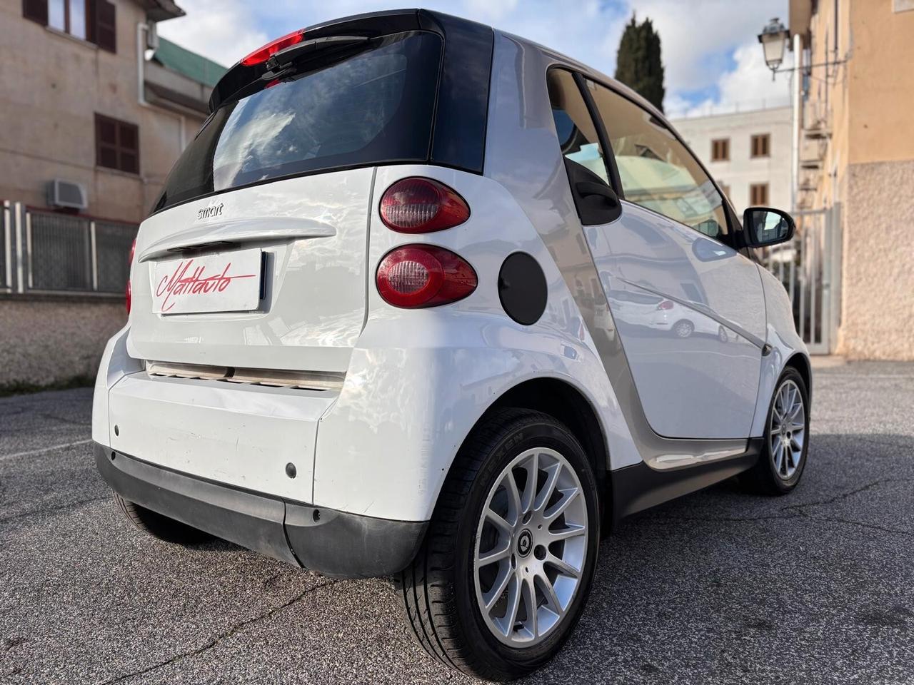 Smart ForTwo 1000 52 kW coupé passion * GOMME NUOVE*