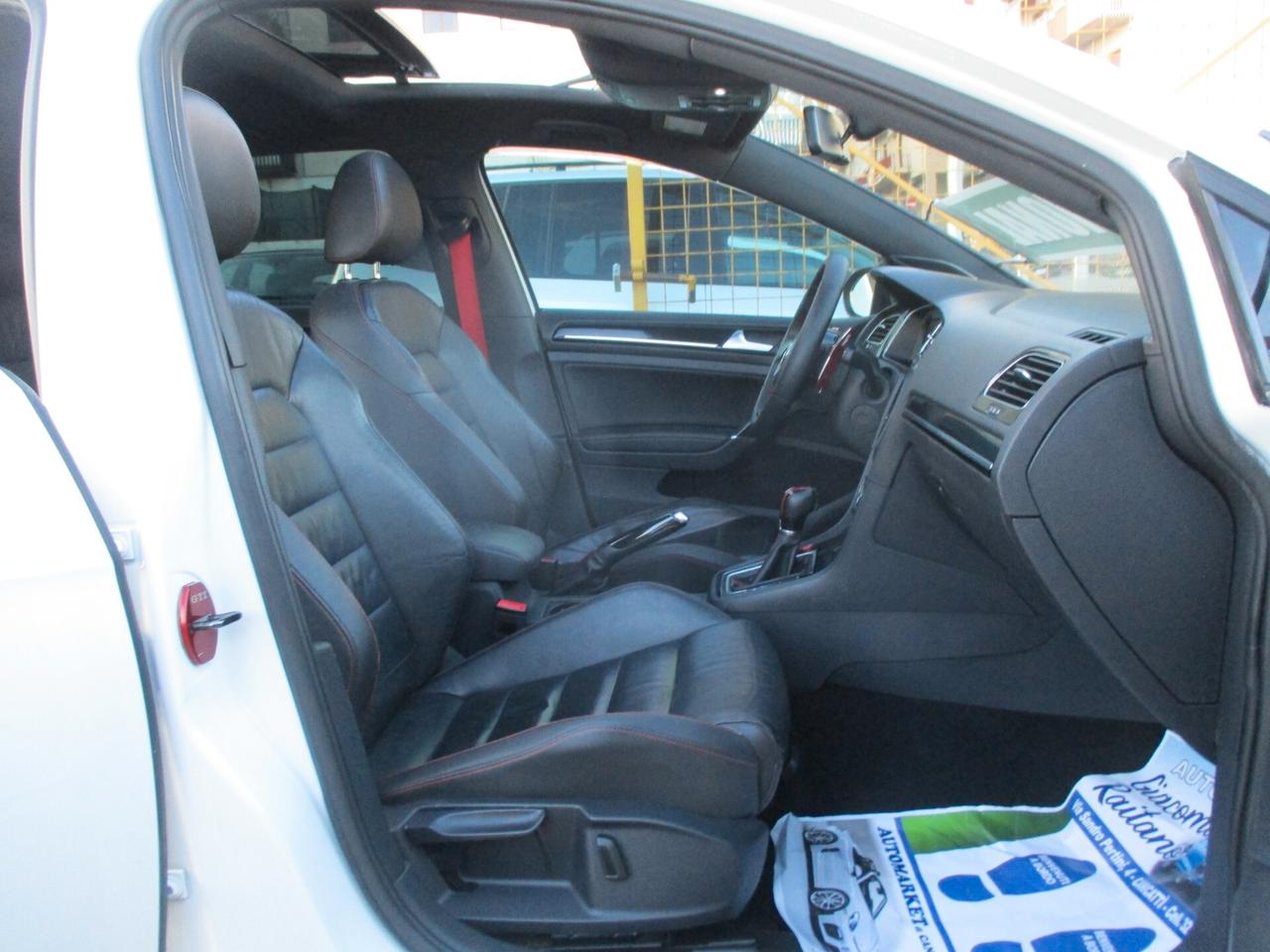 Volkswagen Golf GTI 2.0 DSG 211 CV STRAFULL!!!