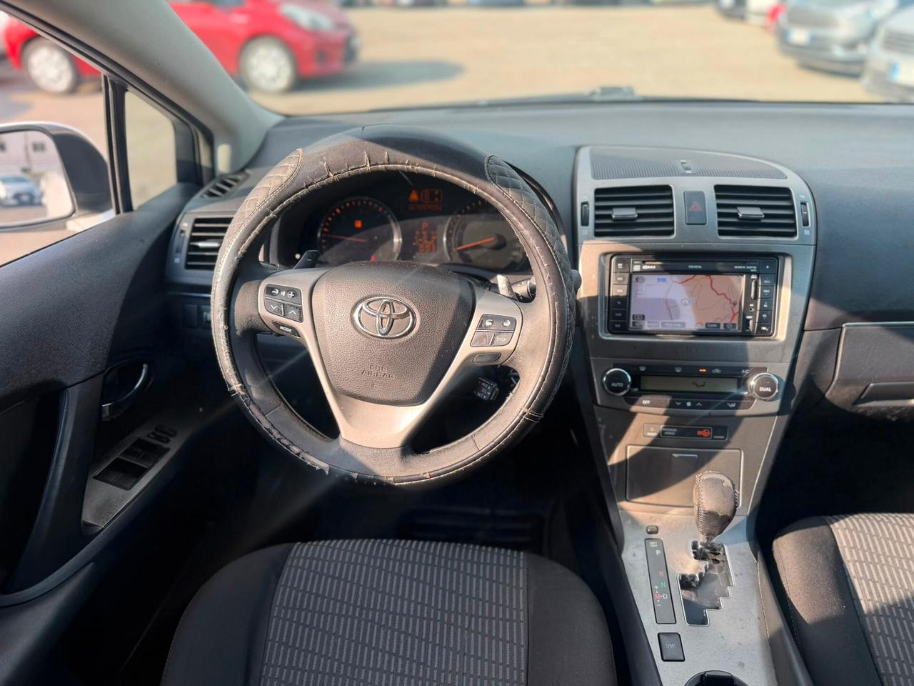 Toyota Avensis 2.2 D-Cat aut. Wagon Executive Safety