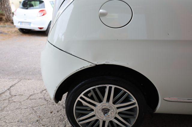 LANCIA Ypsilon 1.3 MJT 90CV Platino Automatica per NEOPATENTATI