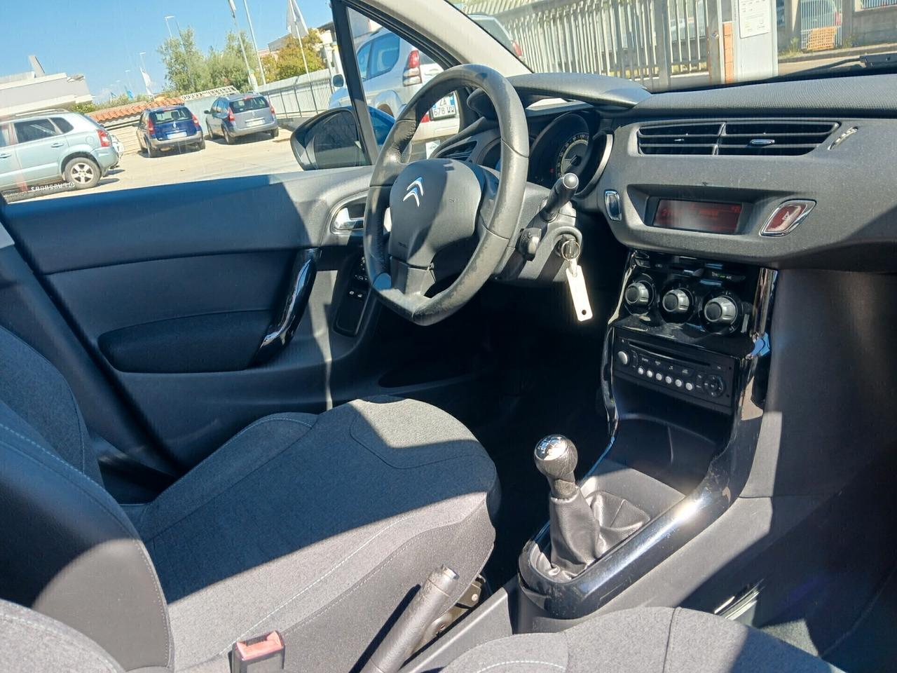 CITROEN C3 PureTech 1.200 82cv Live Edition