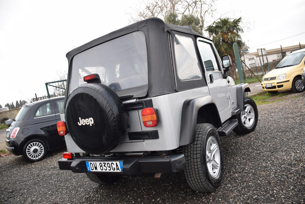 Jeep Wrangler 4X4 2.4 cat 143CV 6M Sport CORTA