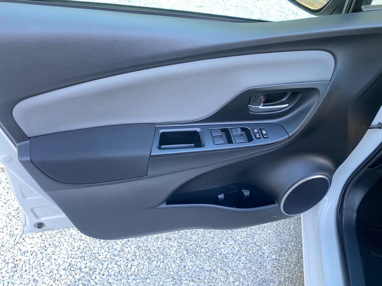 Toyota Yaris 1.5 Hybrid 5 porte Active NEOPATENTATI!!!