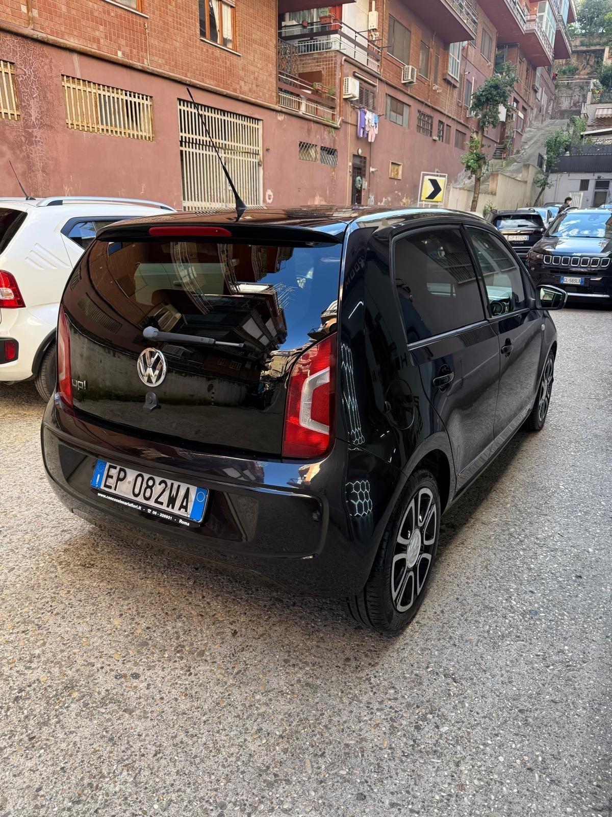 Volkswagen up! 1.0 75 CV 5p. Full