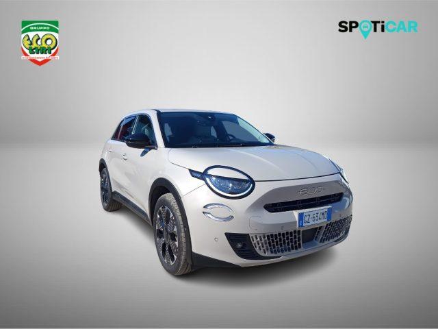 FIAT 600 Hybrid 110 CV DCT MHEV La Prima