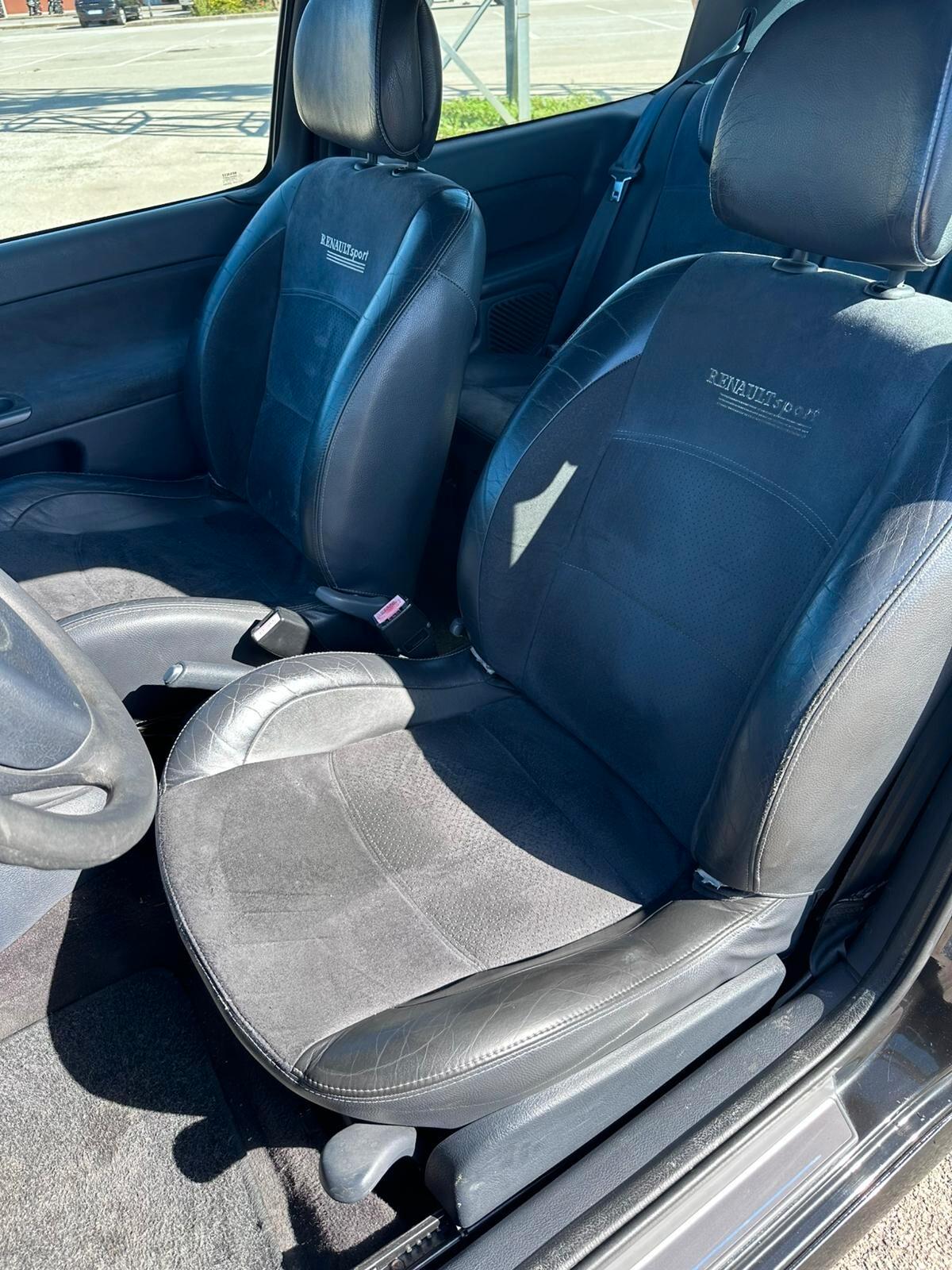 Renault Clio 2.0 16V Sport