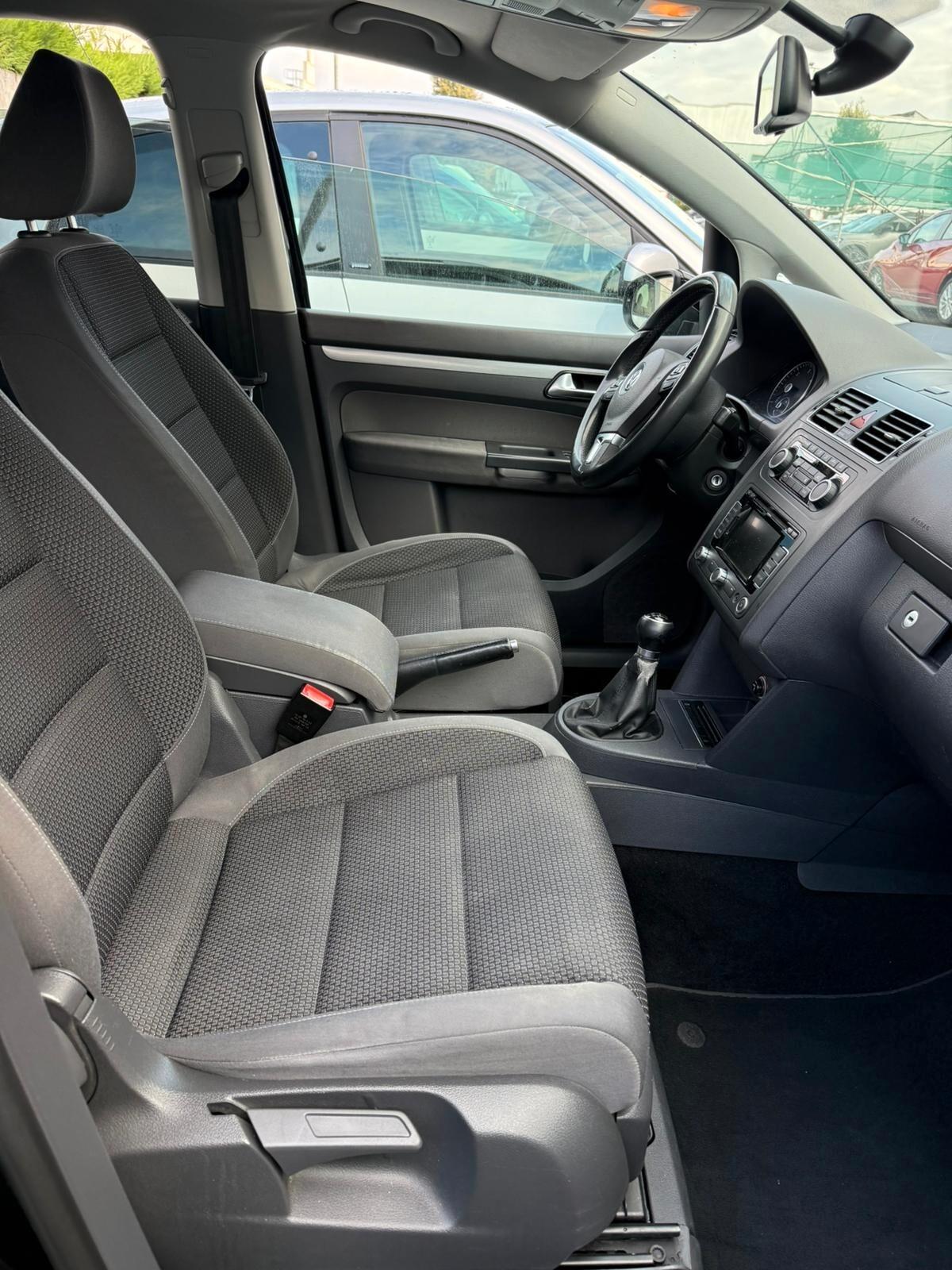 VOLKSWAGEN TOURAN 1.6 TDI 7 POSTI