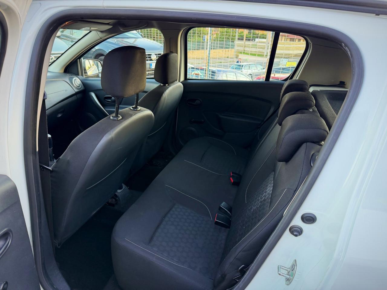 Dacia Sandero 1.2 16V GPL 75CV Garanzia 12 Mesi