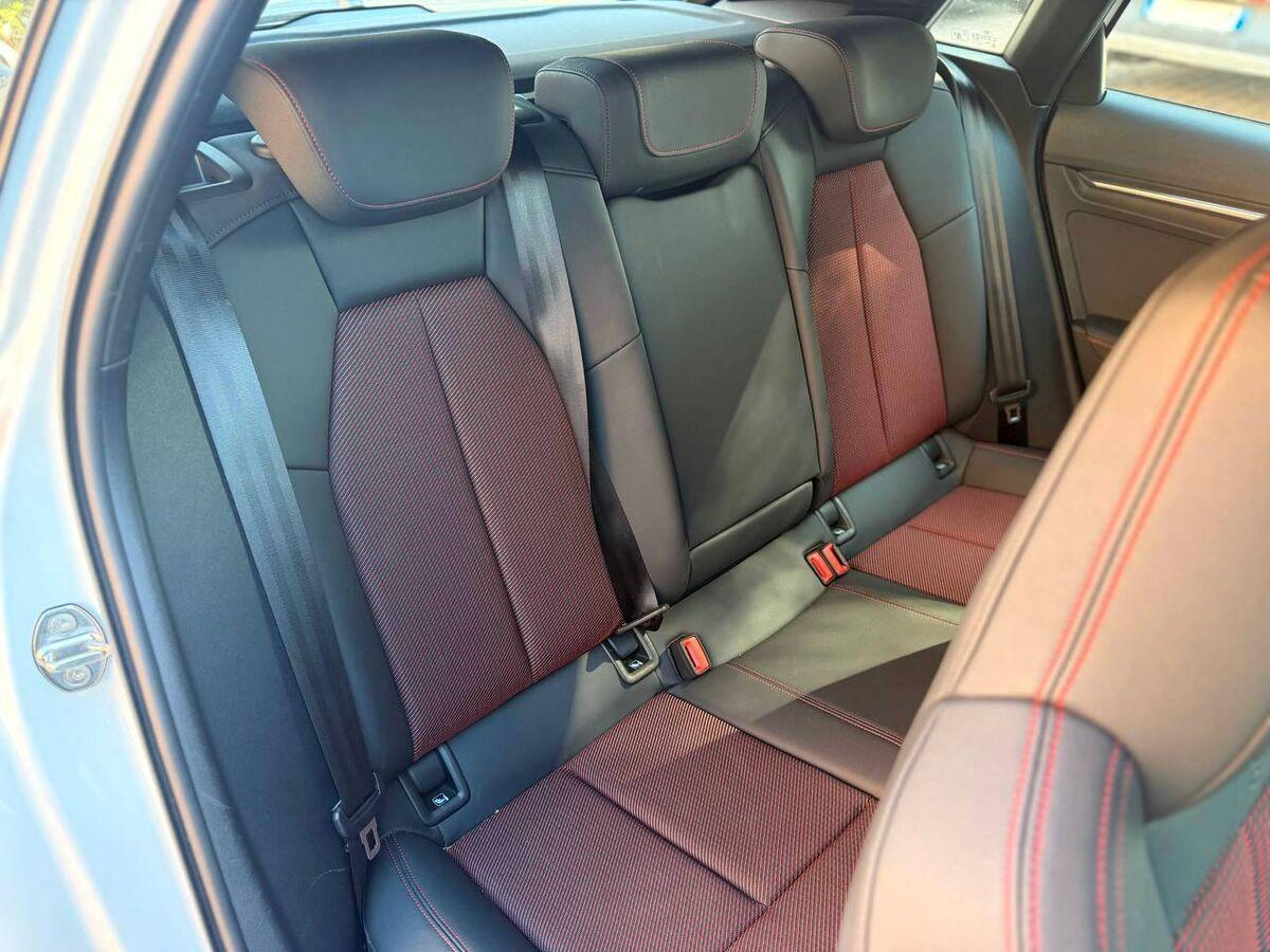 Audi S3 Sportback S3 2.0 tfsi Sport Attitude quattro s-tronic