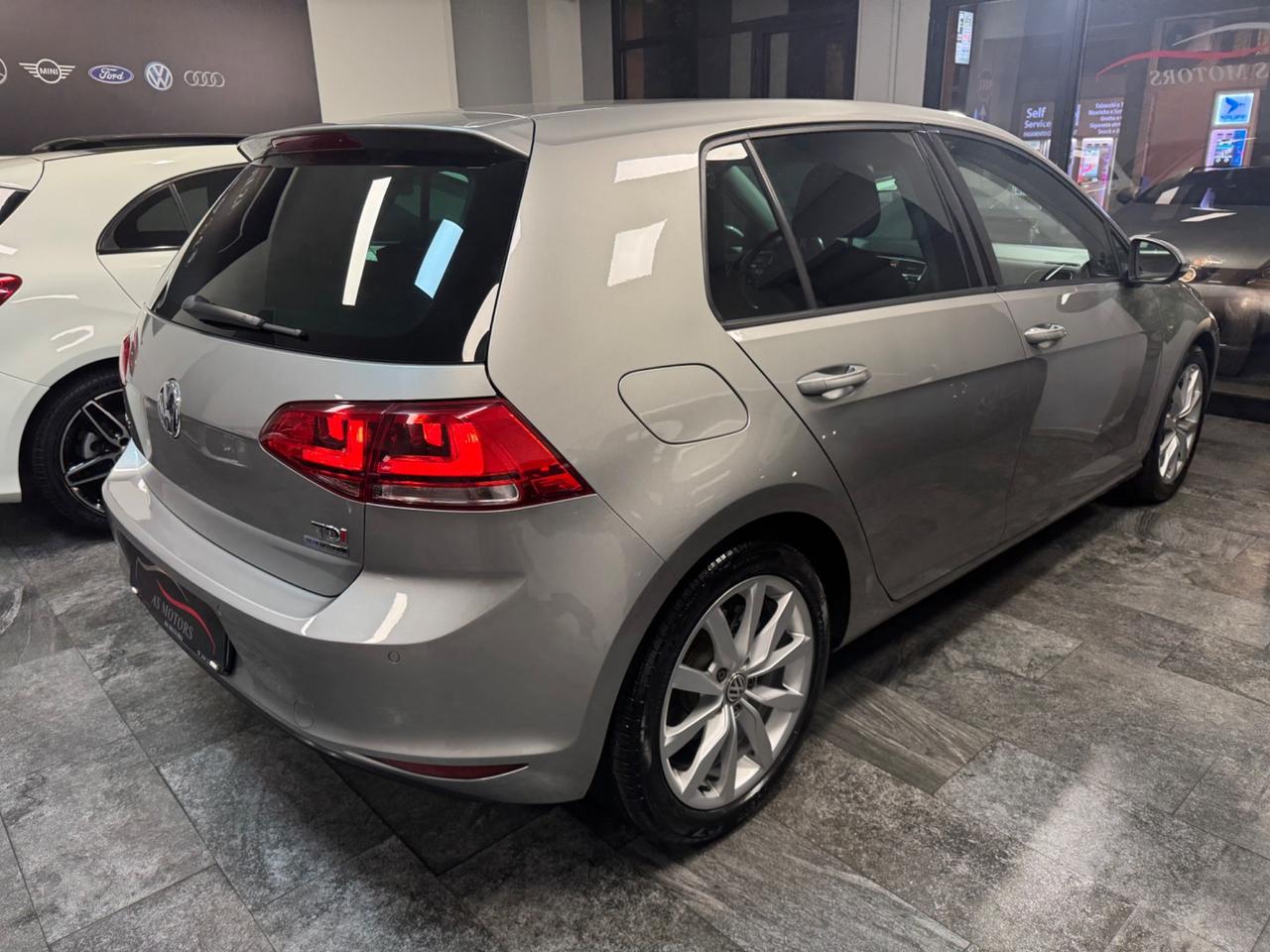 VOLKSWAGEN GOLF 1.6 TDI DSG HIGHLINE