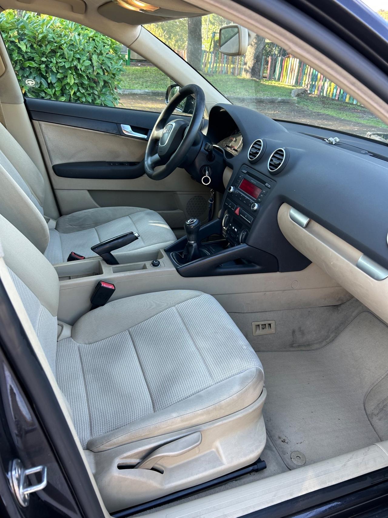 Audi A3 2.0 TDI 140cv Ambition SPORTBACK