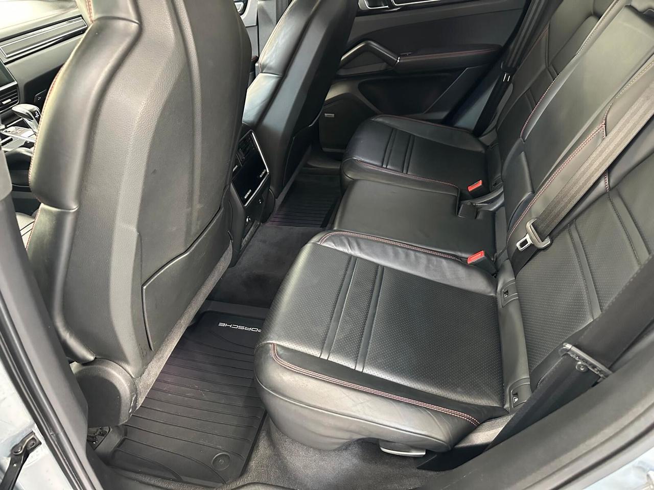 Porsche Cayenne Coupé 4.0 GTS