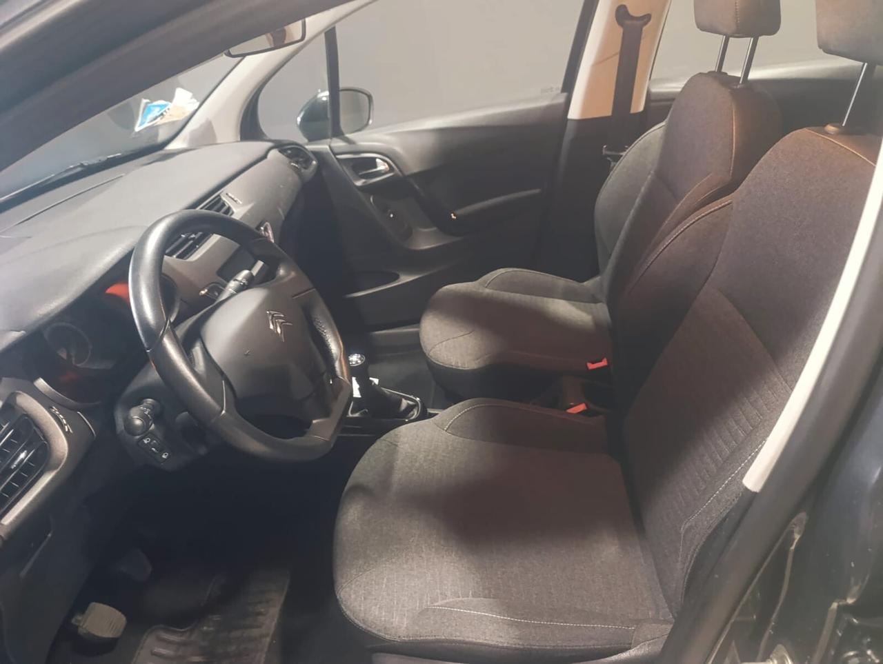 Citroen C3 del 2015 benzina 110.000 km