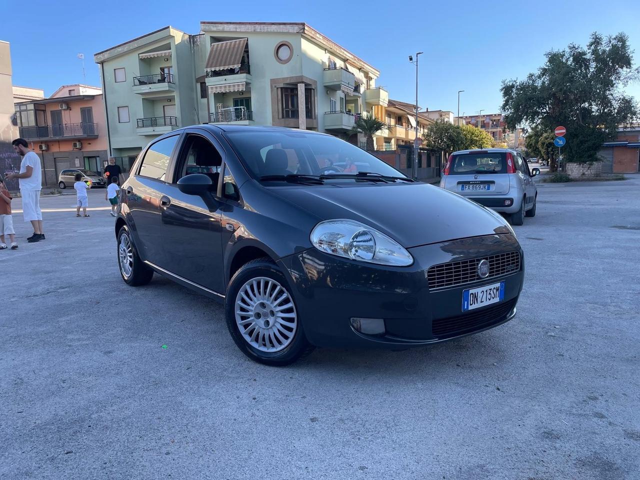 Fiat Grande Punto 1.3 MJT 75 CV 5 porte Dynamic In ottime condizioni