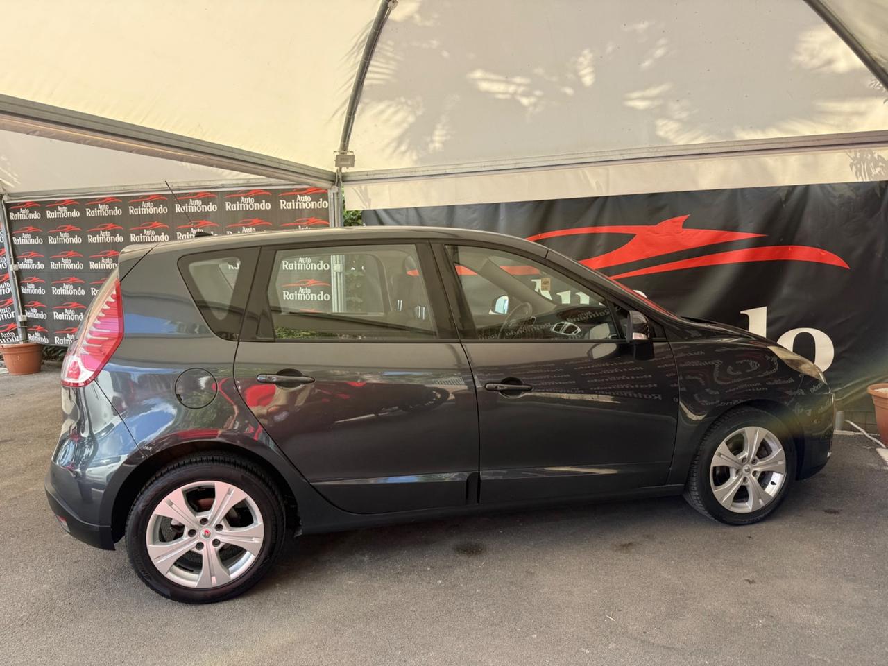 Renault Scenic X-Mod 1.5 dCi 110CV Luxe